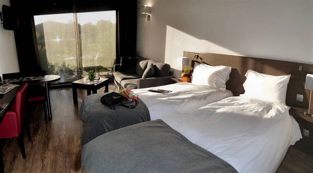 Hotel Eden Park Pau Est, Avec Piscine Zewnętrze zdjęcie